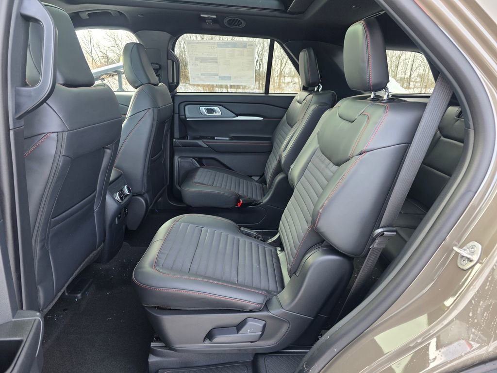 New 2026 Ford Explorer ST-Line w/ ST-Line Street Pack AWD/4WD image 23