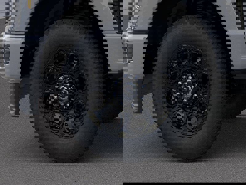 New 2025 Ford F250 XLT w/ Black Appearance Package image 19