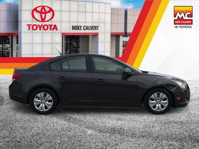 Used 2014 Chevrolet Cruze LS FWD image 6