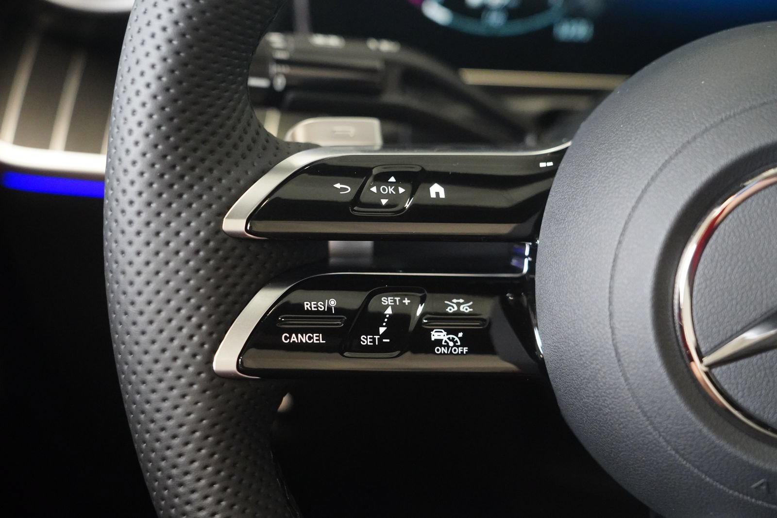 New 2027 Mercedes-Benz CLE 450 4MATIC Cabriolet image 22