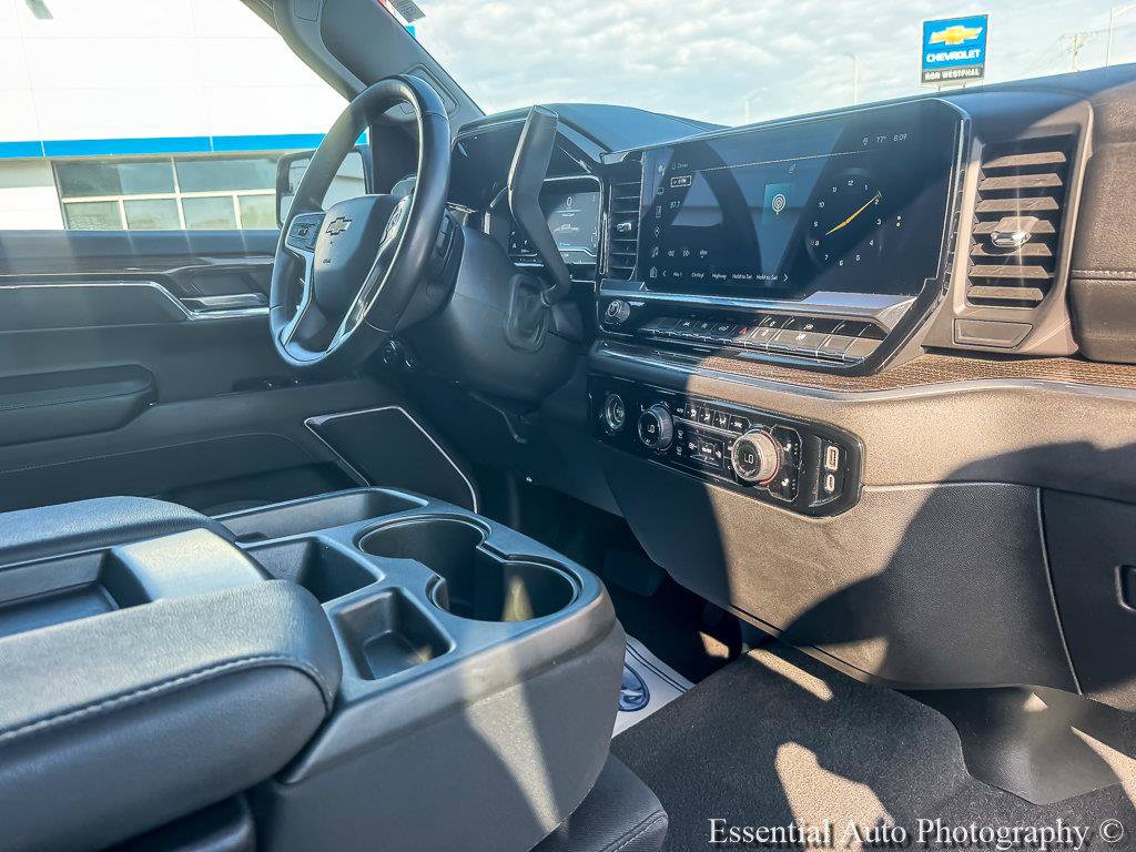 Certified 2024 Chevrolet Silverado 1500 LT AWD/4WD image 31