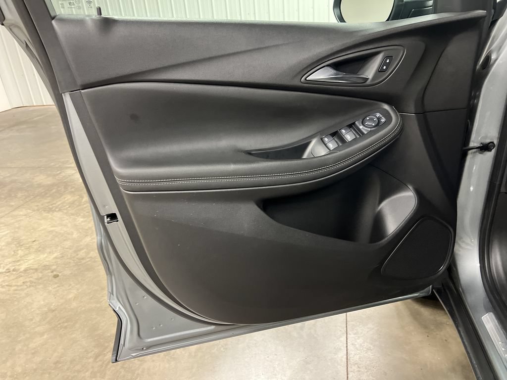 Certified 2023 Buick Encore GX Preferred w/ Cold Weather Comfort Package AWD/4WD image 15