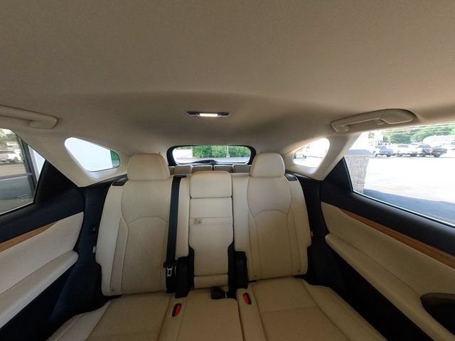 Used 2022 Lexus RX 350L Premium w/ Premium Package AWD/4WD image 34