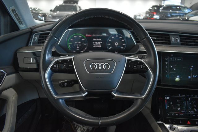 Used 2024 Audi Q8 e-tron Premium Plus AWD/4WD image 19
