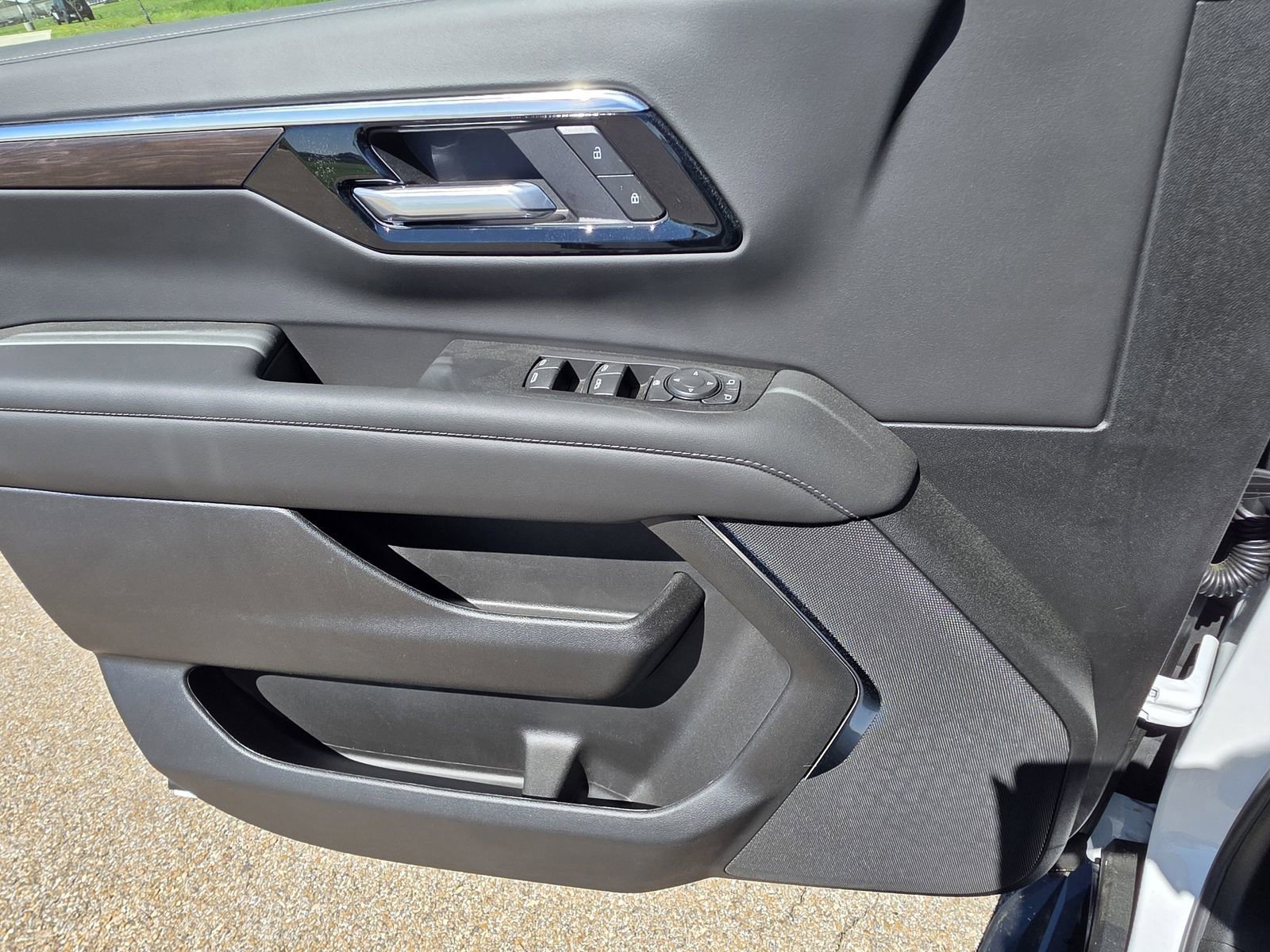 New 2026 Chevrolet Tahoe LS image 16