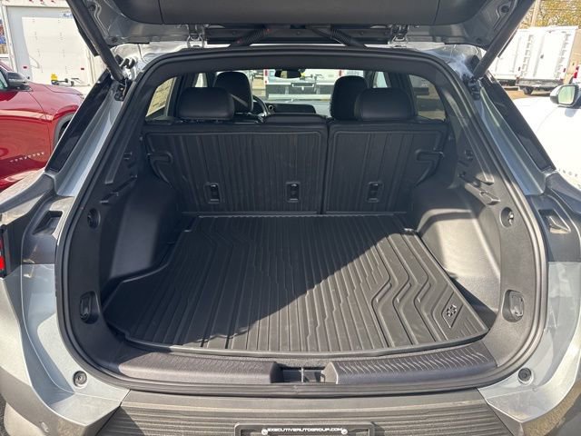 New 2026 Chevrolet Equinox EV LT FWD image 11