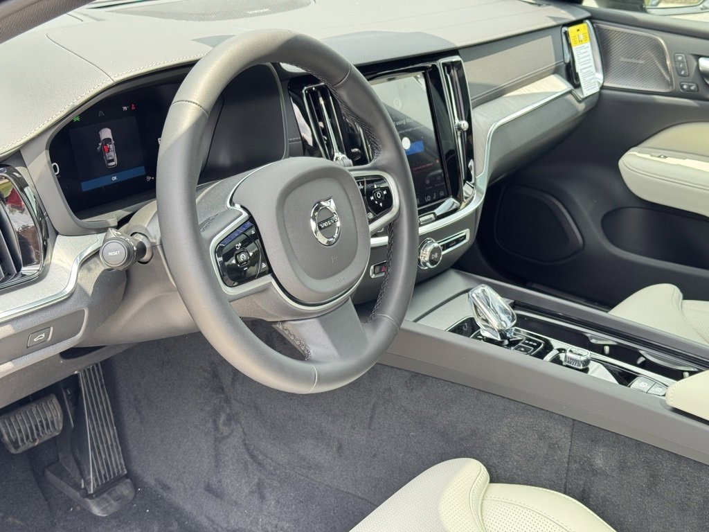 New 2026 Volvo V60 B5 Cross Country Ultra w/ Protection Package Premier image 22
