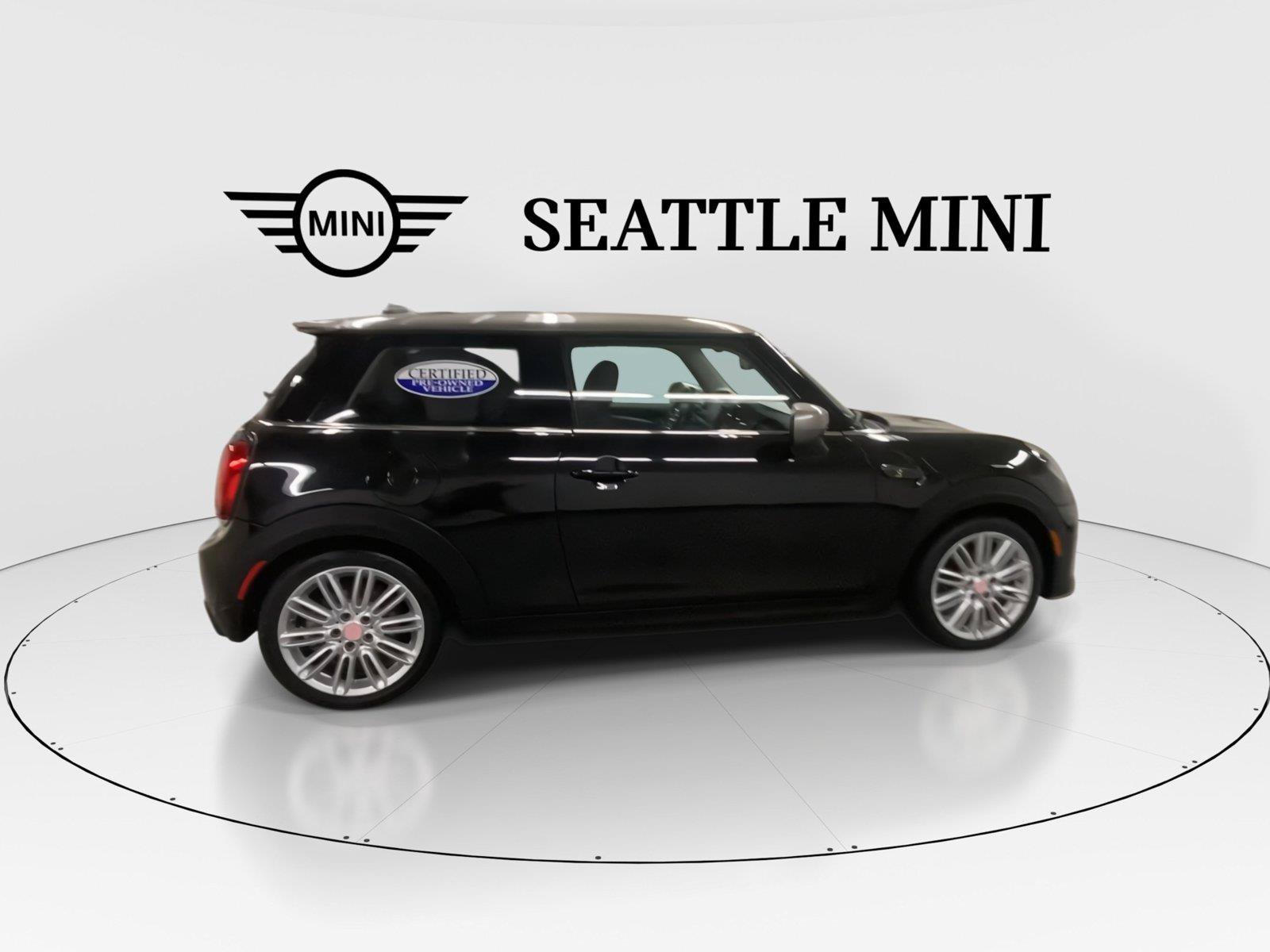 Used 2024 MINI Cooper SE FWD image 12