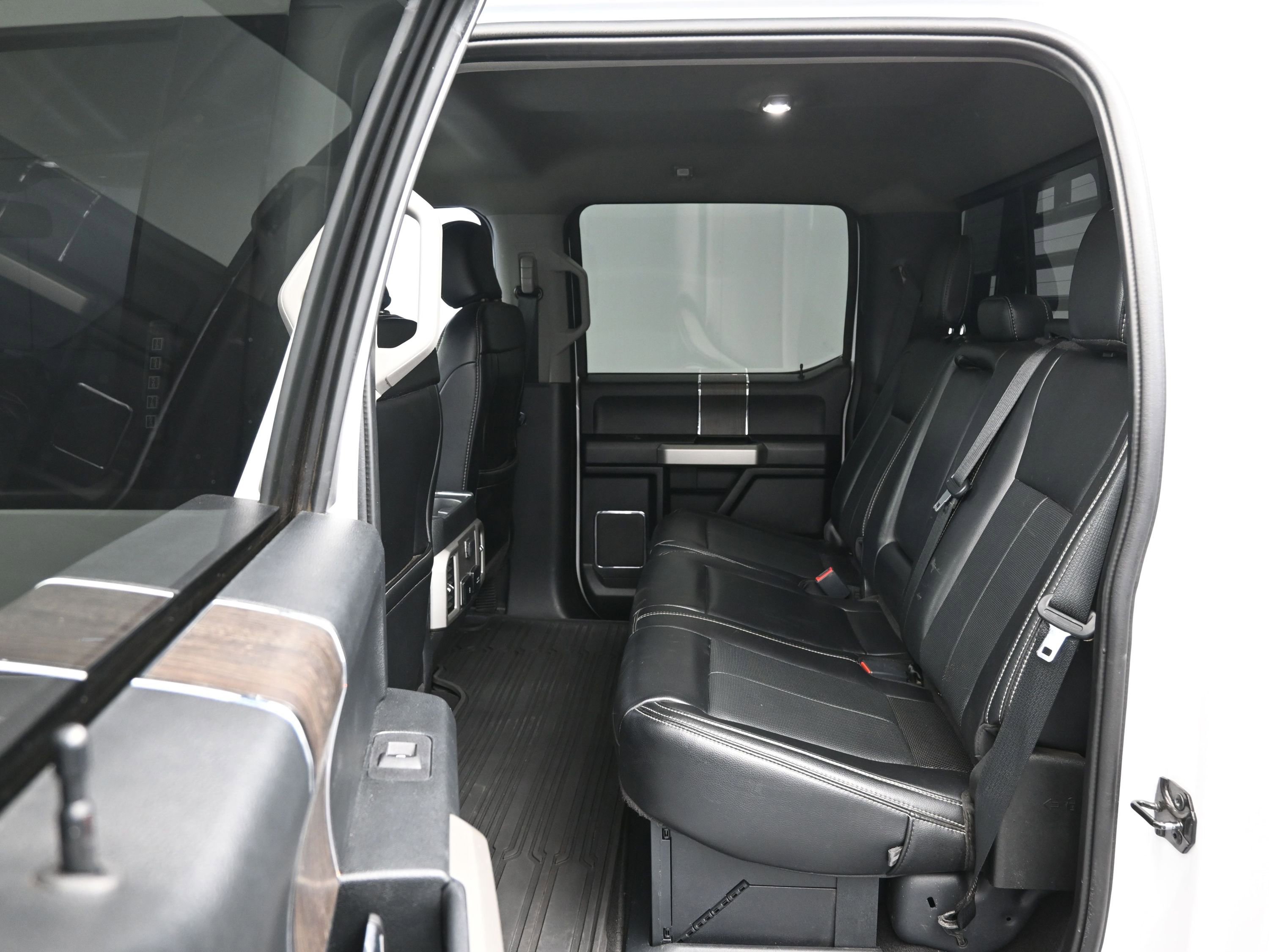 Used 2020 Ford F250 Lariat w/ Lariat Ultimate Package image 11