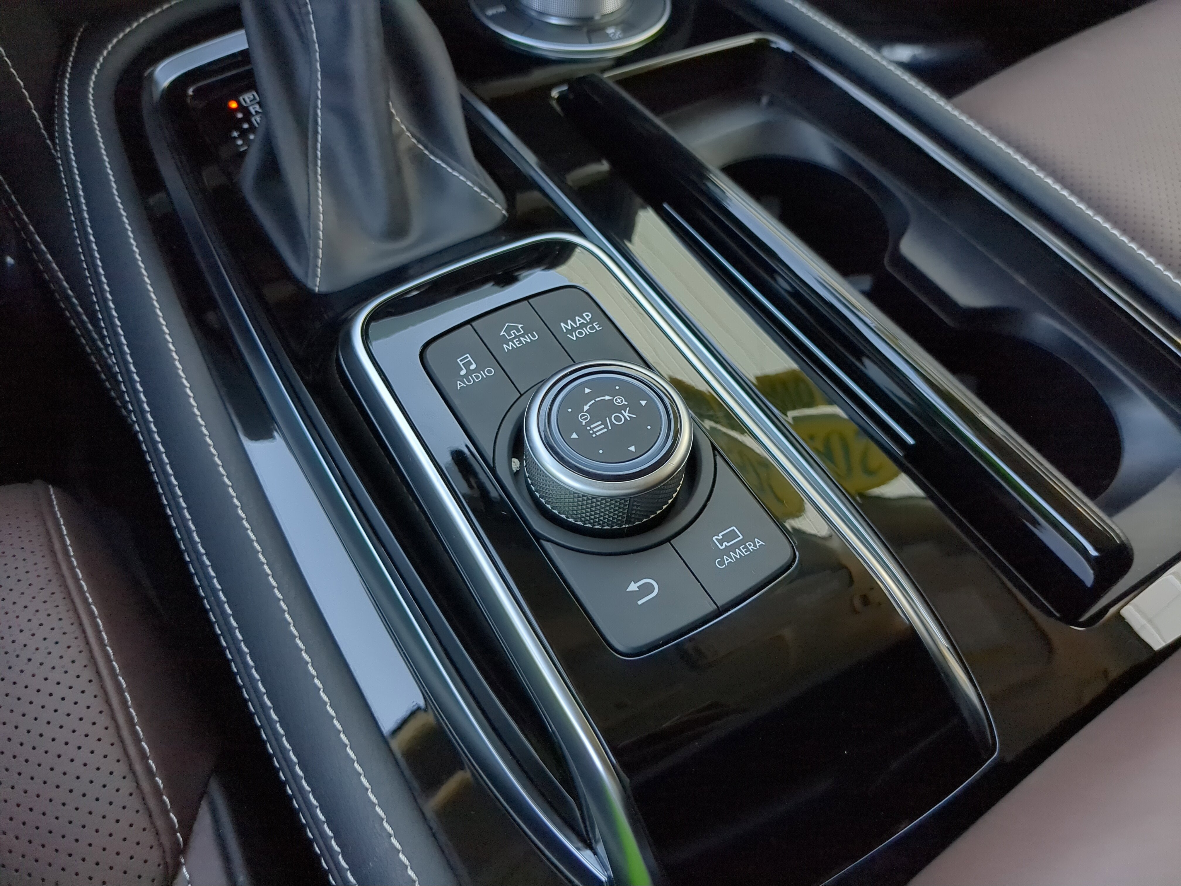 Certified 2024 INFINITI QX80 Premium Select w/ Cargo Package image 29