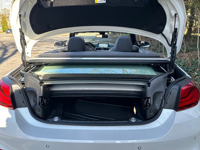 Used 2018 BMW M4 Convertible w/ Competition Package image 34