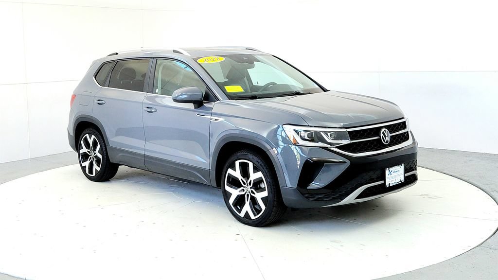 Used 2022 Volkswagen Taos SEL w/ Panoramic Sunroof Package AWD/4WD image 7
