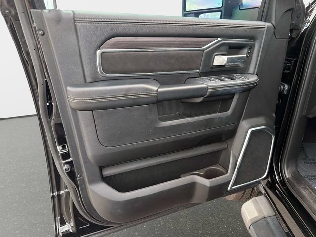 Used 2026 RAM 2500 Laramie AWD/4WD image 17