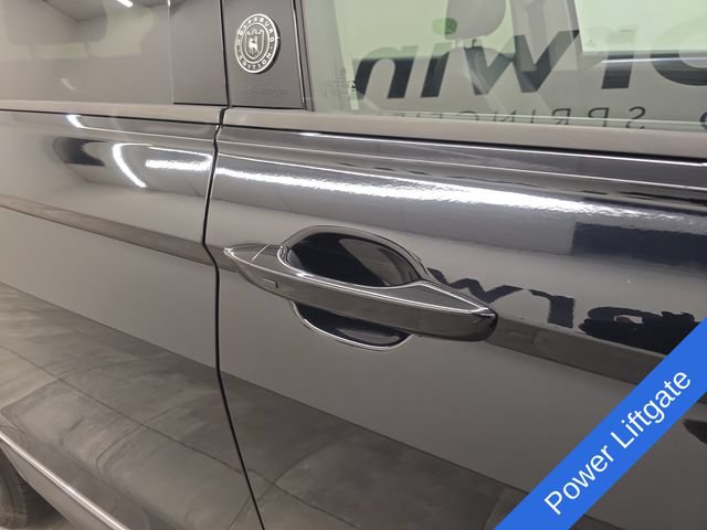 Used 2024 Volkswagen Tiguan Wolfsburg Edition FWD image 8
