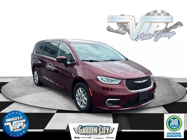 Certified 2023 Chrysler Pacifica Touring-L