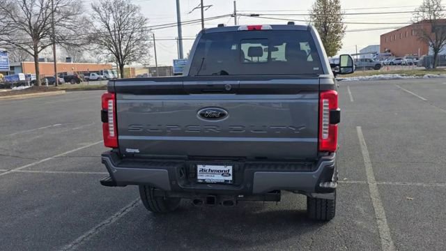 New 2026 Ford F250 Lariat w/ Black Appearance Package image 8