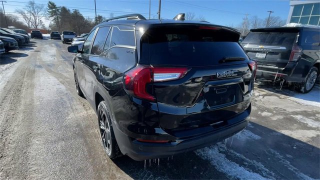 Used 2022 GMC Terrain SLE w/ Driver Convenience Package image 8