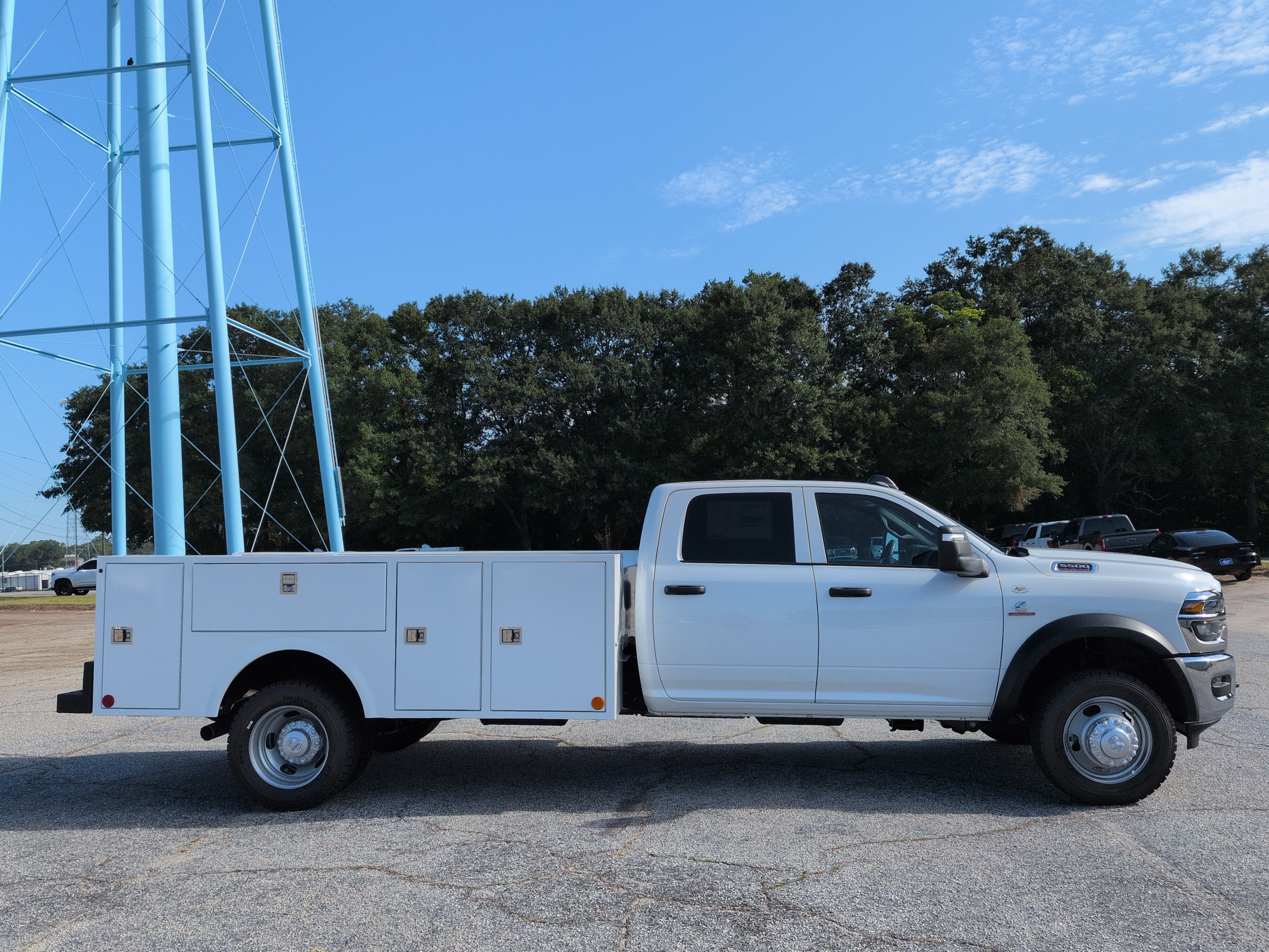 New 2026 RAM 5500 Tradesman w/ Chrome Appearance Group AWD/4WD image 2