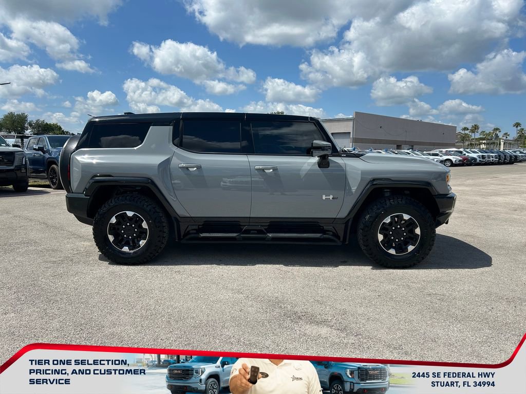 Used 2024 GMC Hummer EV 2X w/ Extreme Off-Road Package AWD/4WD image 4