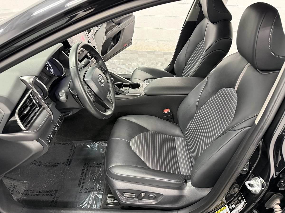 Used 2024 Toyota Camry SE FWD image 10