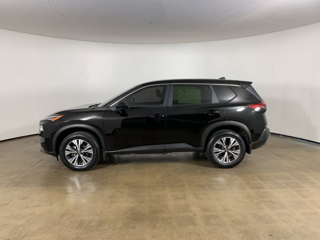 Used 2023 Nissan Rogue SV AWD/4WD image 16