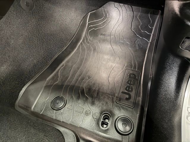 Used 2022 Jeep Gladiator Overland w/ Popular Equipment Package image 26