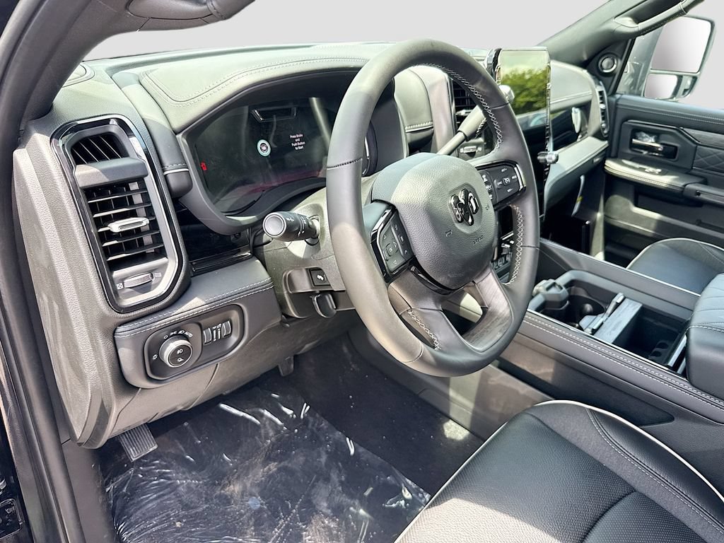 New 2026 RAM 3500 Limited AWD/4WD image 9