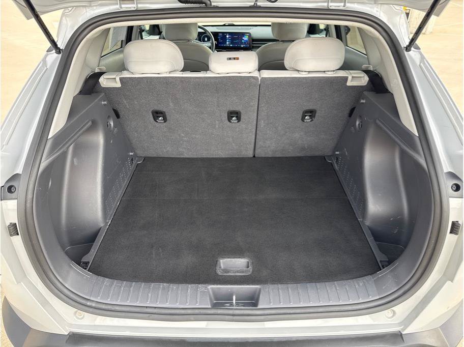 Used 2024 Hyundai Kona SEL FWD image 12