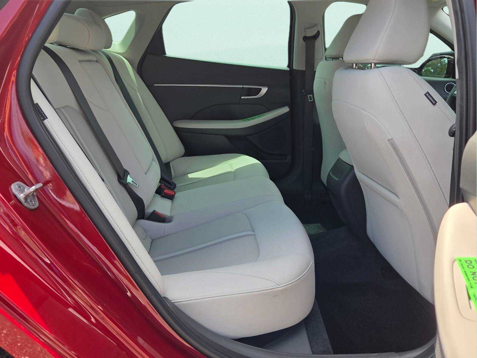 Used 2024 Hyundai Sonata SEL w/ Convenience Package FWD image 10