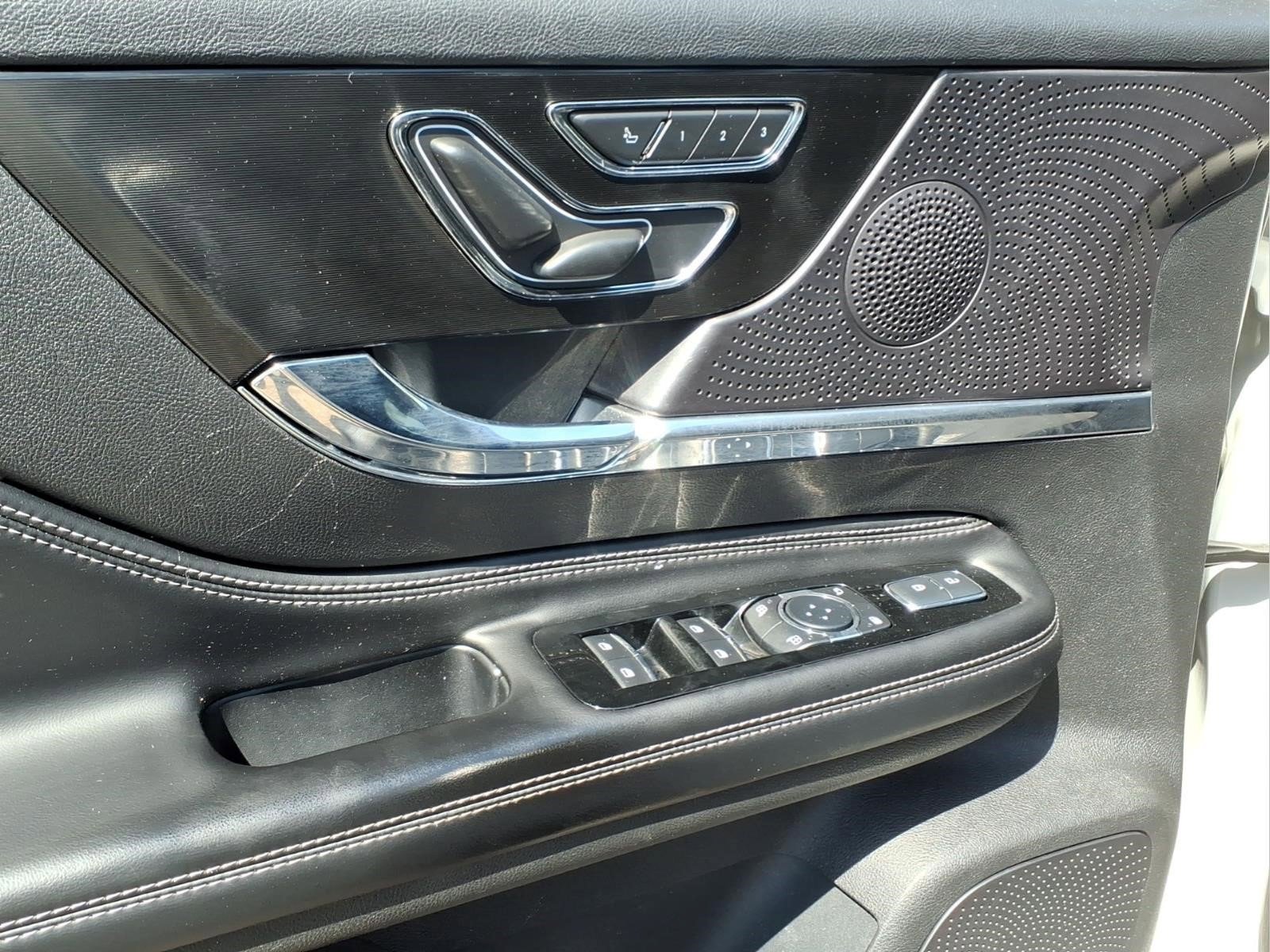 Used 2023 Lincoln Corsair FWD image 9