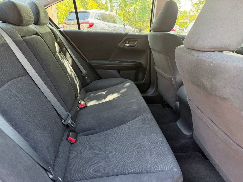 Used 2013 Honda Accord LX image 8