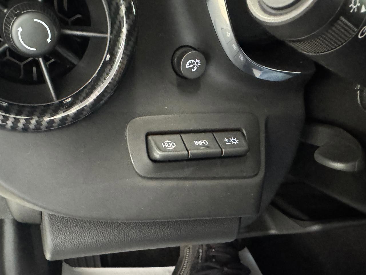 Used 2021 Chevrolet Camaro SS RWD image 17