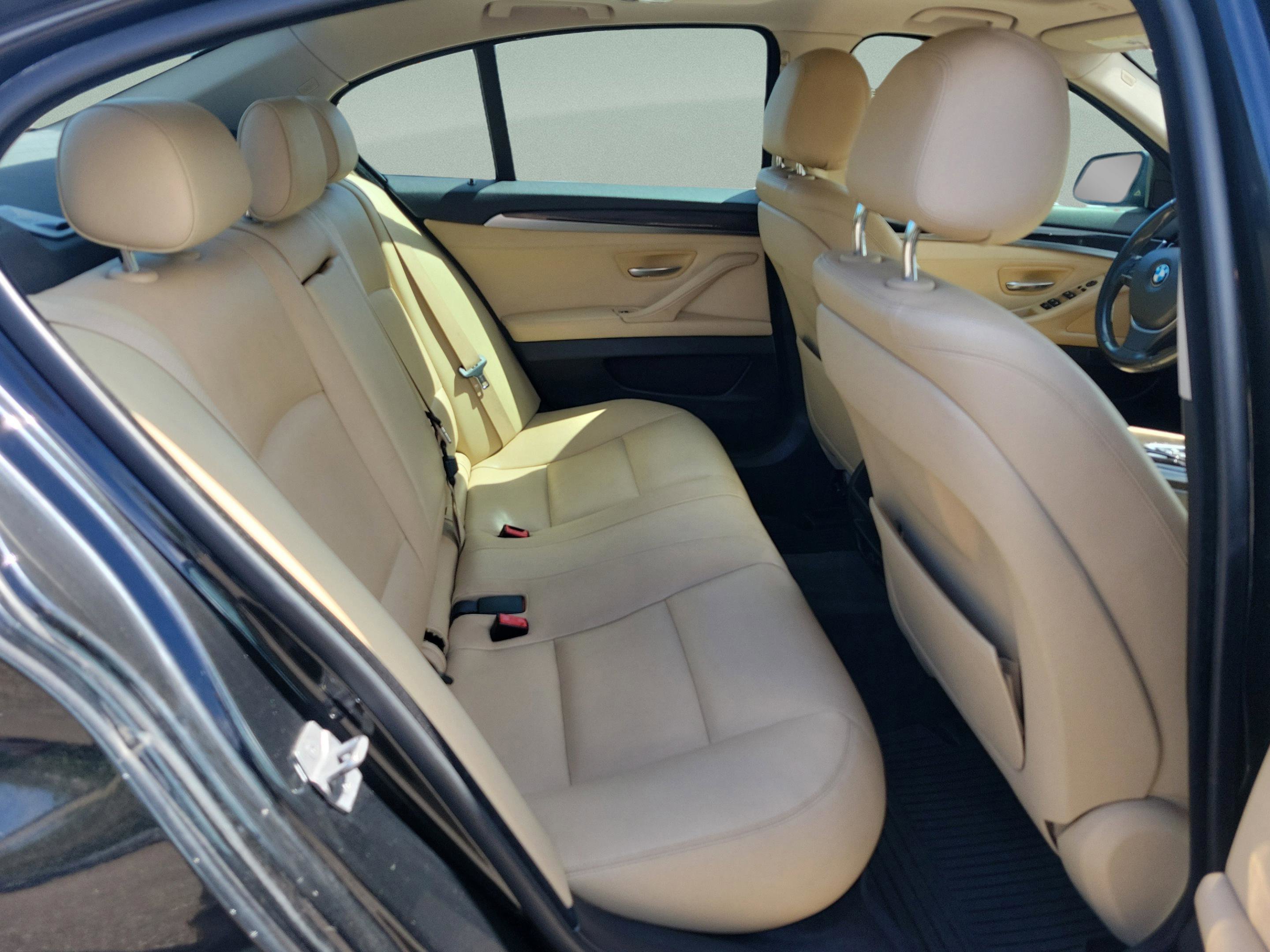 Used 2016 BMW 528i Sedan image 10