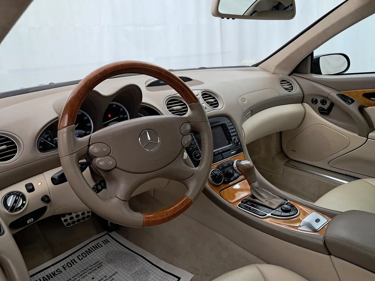 Used 2007 Mercedes-Benz SL 600 image 15