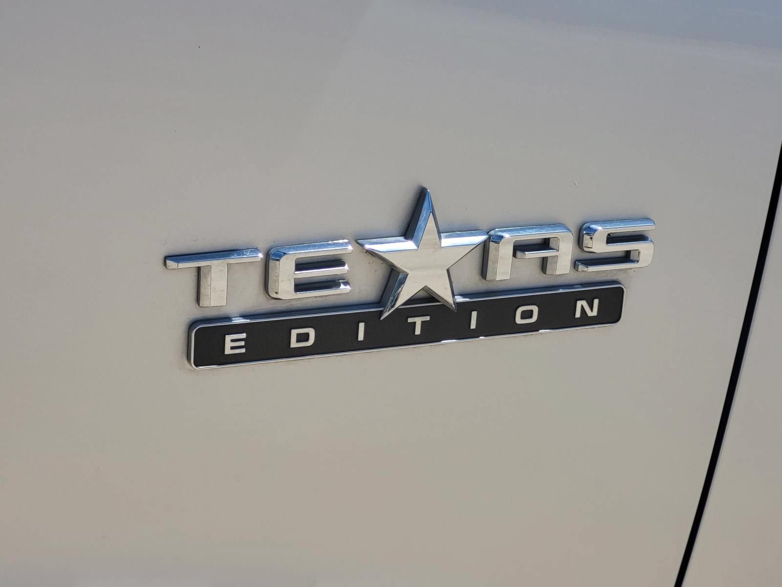 Used 2019 Chevrolet Silverado 1500 LT w/ Texas Edition AWD/4WD image 5