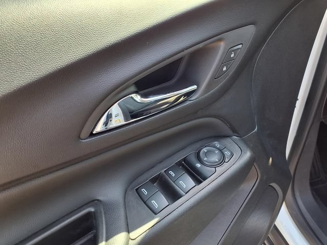 Used 2023 Chevrolet Equinox LT FWD image 44