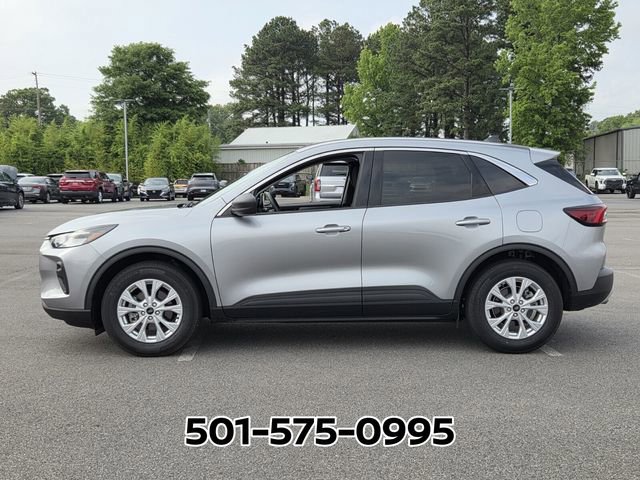 Used 2024 Ford Escape Active FWD image 2