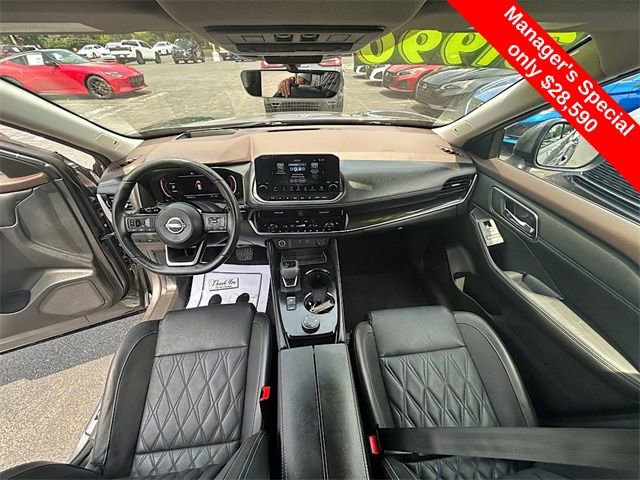 Certified 2023 Nissan Rogue Platinum w/ Platinum Premium Package image 24