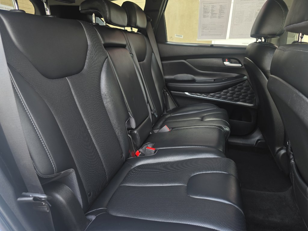 Used 2023 Hyundai Santa Fe SEL w/ Premium Package image 29
