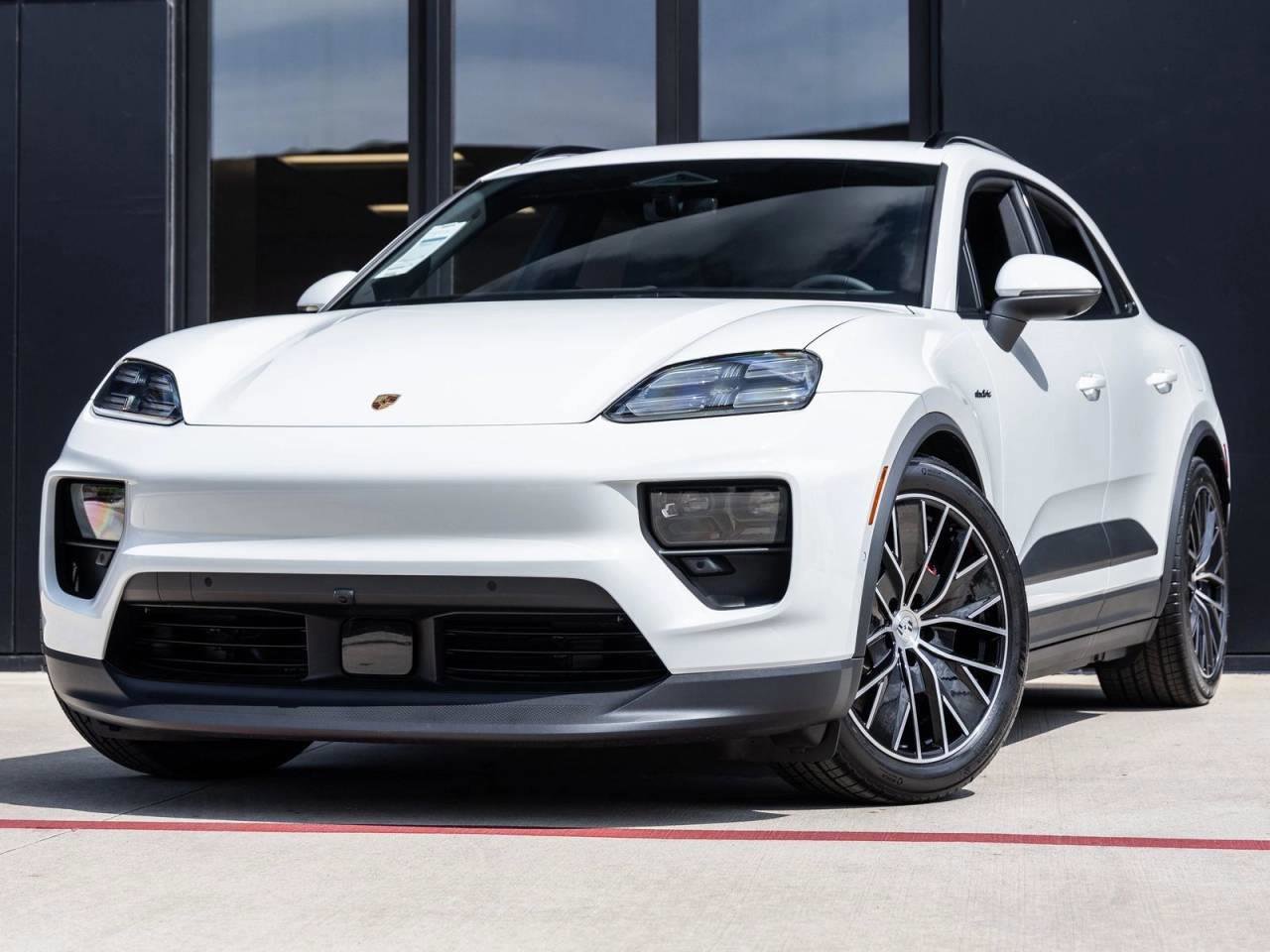 Used 2025 Porsche Macan 4S Electric image 47