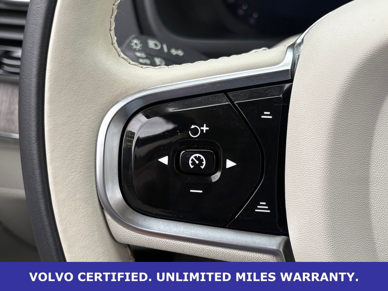 Certified 2024 Volvo XC90 T8 Plus w/ Protection Package Premier image 17