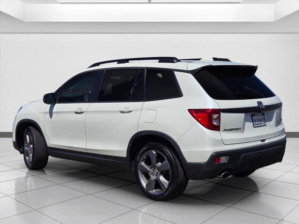 Certified 2019 Honda Passport Touring image 7