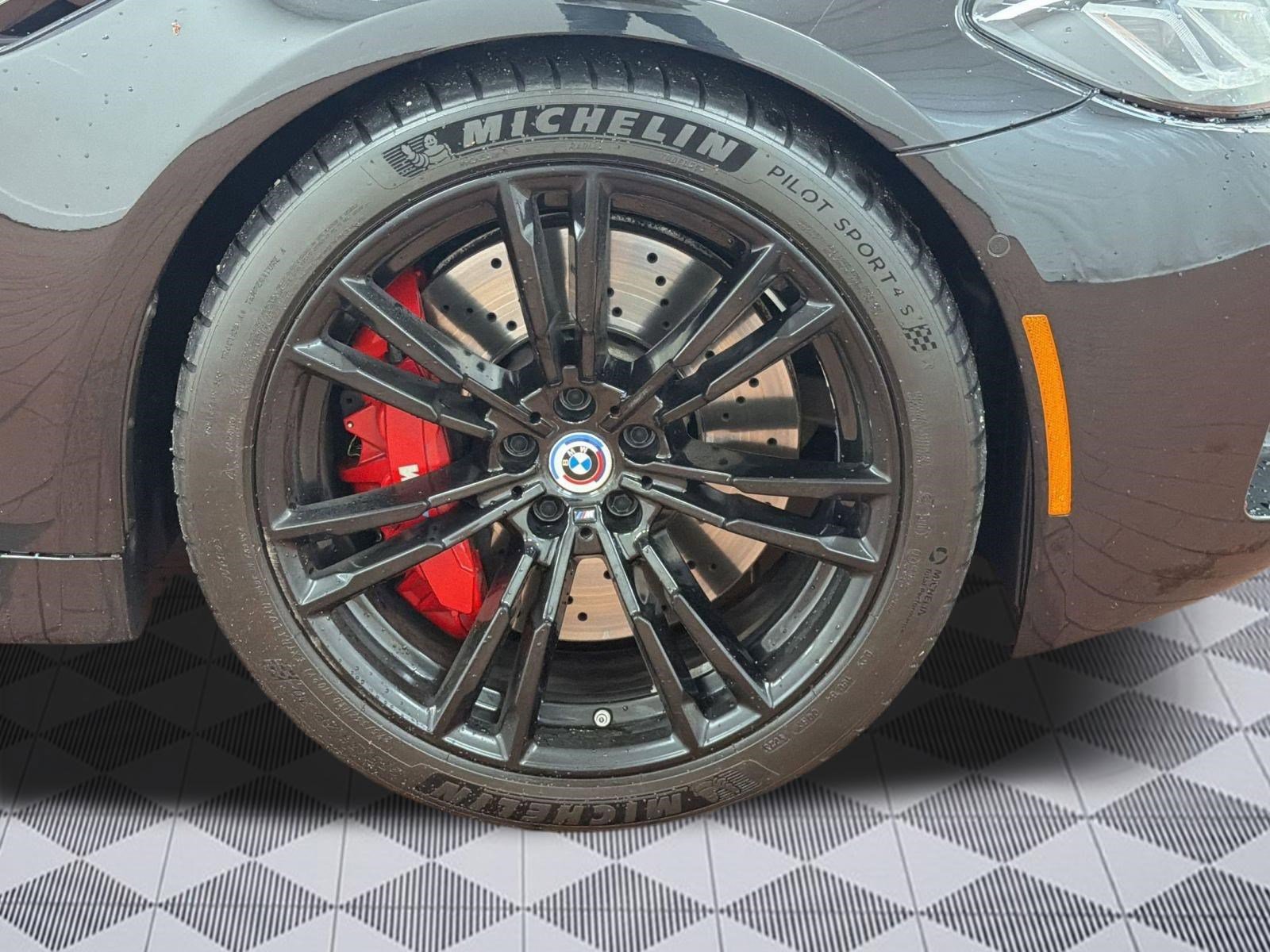 Certified 2023 BMW M5 w/ Competition Package image 10