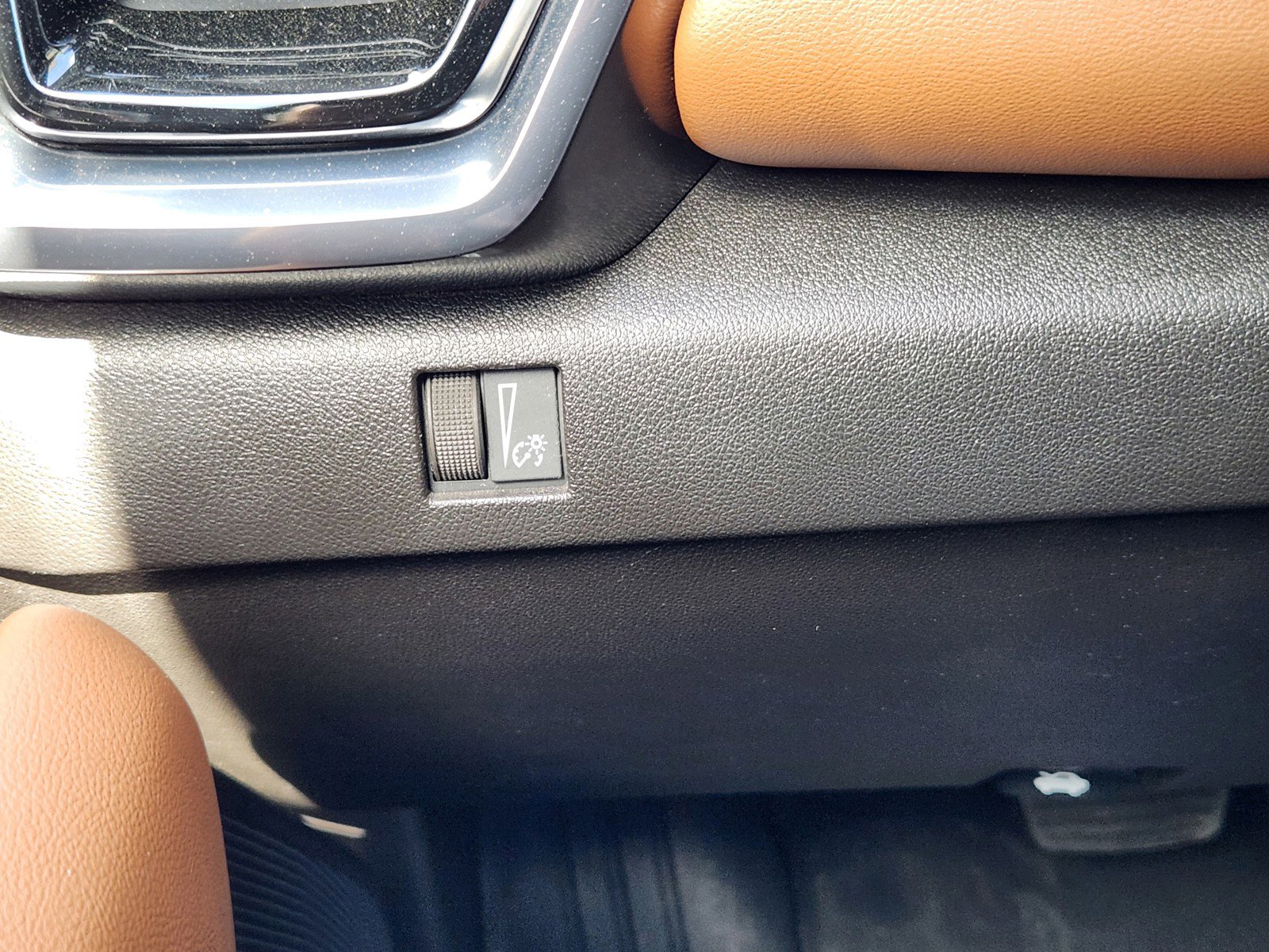 Certified 2024 GMC Canyon AT4 w/ Canyon Safety Plus Package image 18