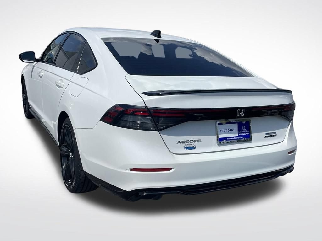 Used 2023 Honda Accord Sport image 4