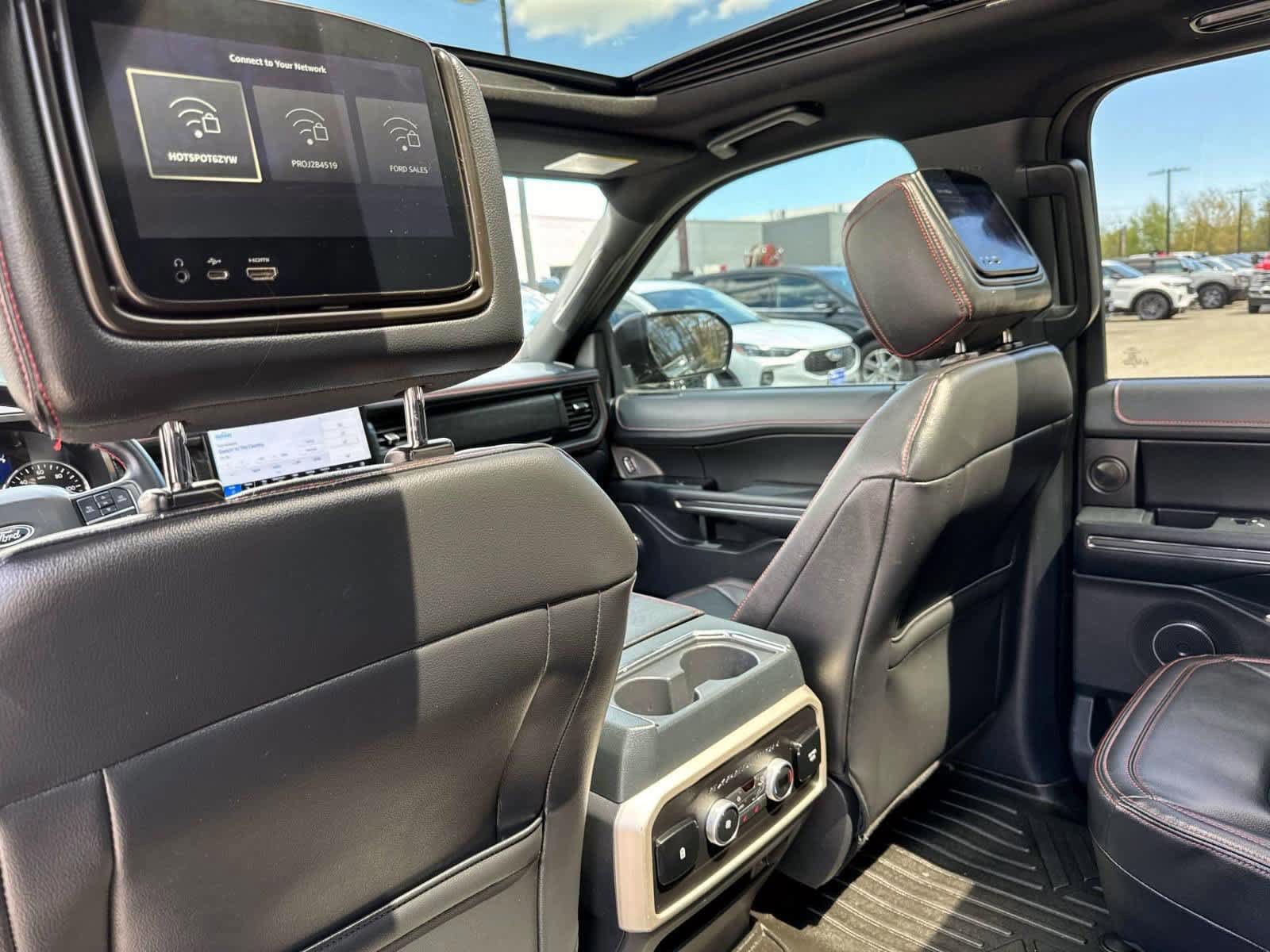 Used 2022 Ford Expedition Max Limited AWD/4WD image 11