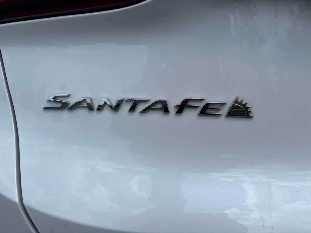 Used 2020 Hyundai Santa Fe SEL w/ Convenience Package AWD/4WD image 16