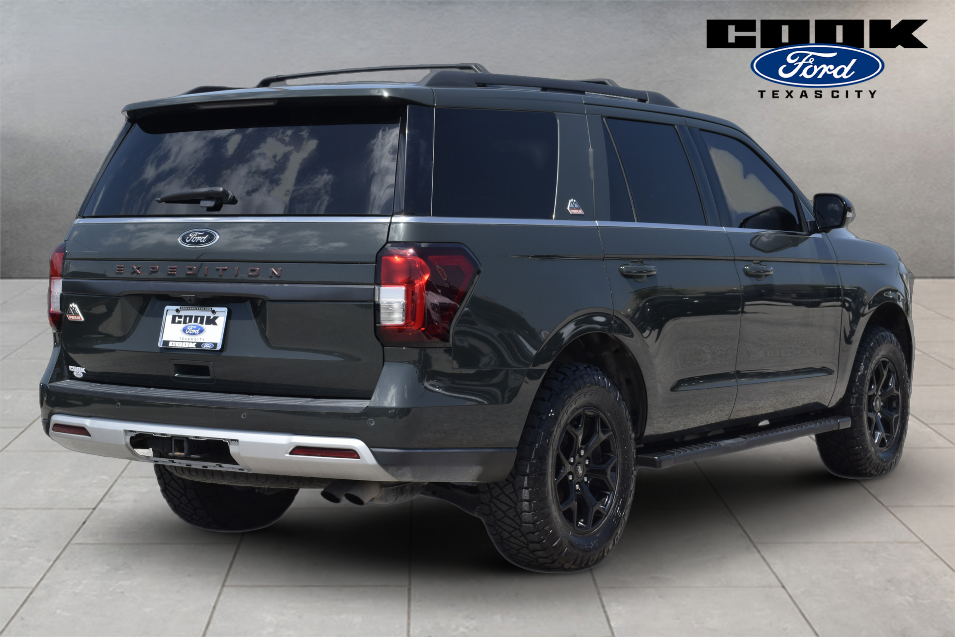Used 2022 Ford Expedition Timberline AWD/4WD image 3