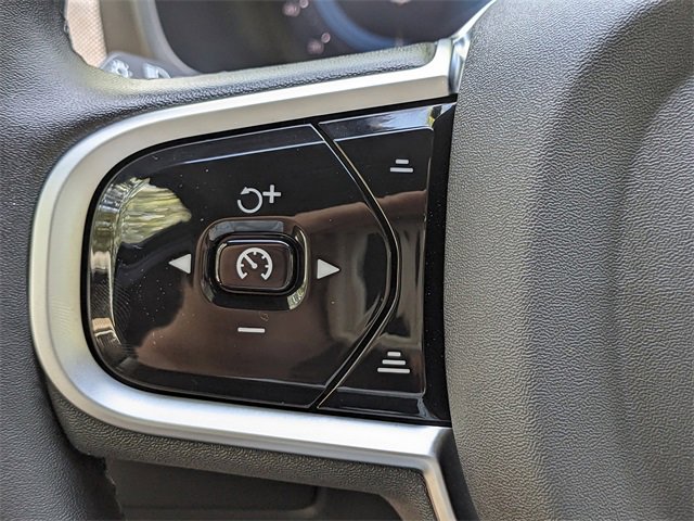 New 2025 Volvo XC90 B6 Plus w/ Protection Package Premier image 28