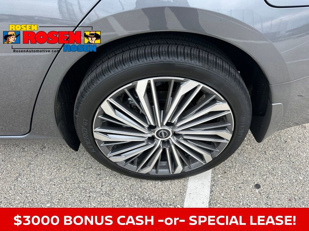 New 2025 Nissan Altima 2.5 SL image 36